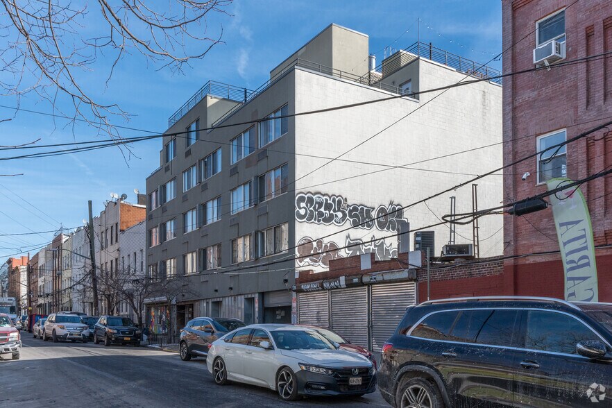 286 Stanhope St, Brooklyn, NY à louer - Photo principale – Image 1 sur 13