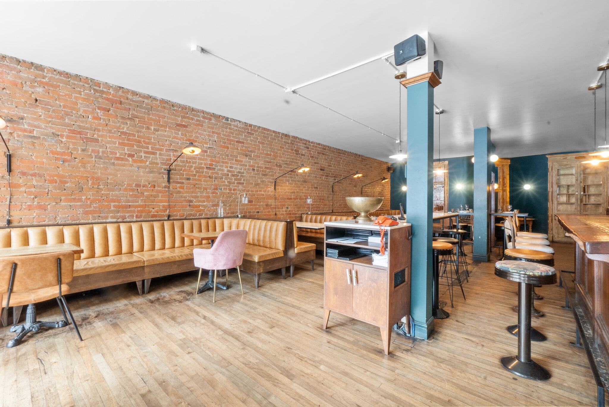 5375 Av Du Parc, Montréal, QC à louer Photo intérieure– Image 1 sur 29