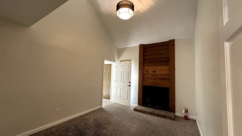 151 Mary Esther Blvd, Mary Esther, FL à louer - Photo de l’immeuble – Image 3 sur 10