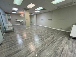 544-554 Lincoln Ave, Winnetka, IL à louer Photo de l’immeuble– Image 2 sur 3