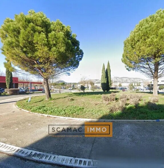 Industriel/Logistique dans Aubagne à louer - Photo de l’immeuble – Image 1 sur 4