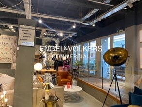 Local commercial dans Barcelone, Barcelona à louer Photo intérieure– Image 1 sur 9