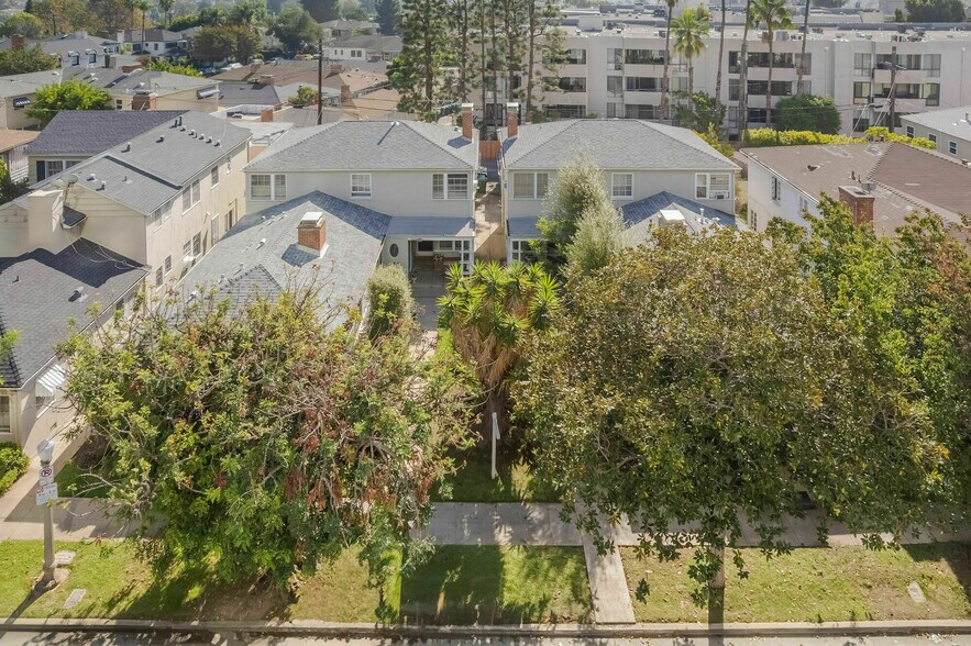 10370 Ashton Ave, Los Angeles, CA à vendre - Photo de l’immeuble – Image 3 sur 20