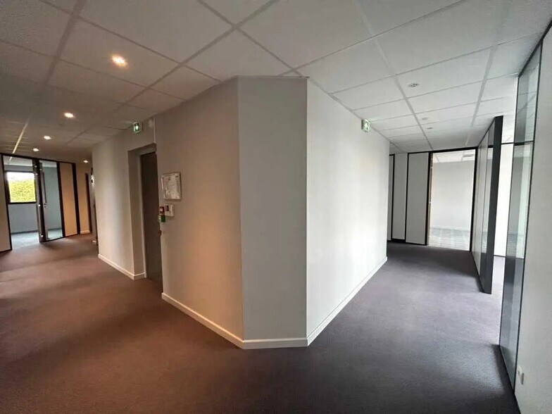 Bureau dans Saint Nazaire à louer - Photo de l’immeuble – Image 3 sur 5
