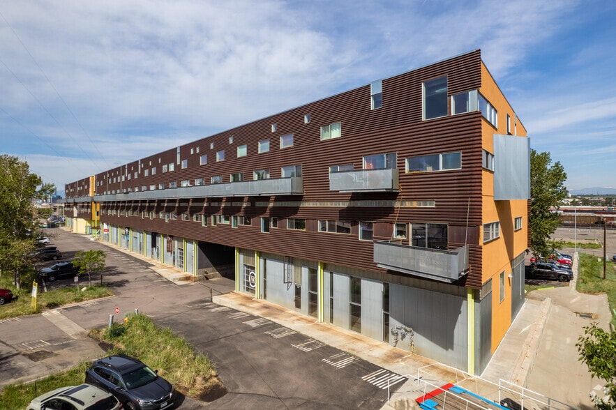 3457 Ringsby Court portefeuille de 2 biens à vendre sur LoopNet.fr - Photo principale – Image 1 sur 10