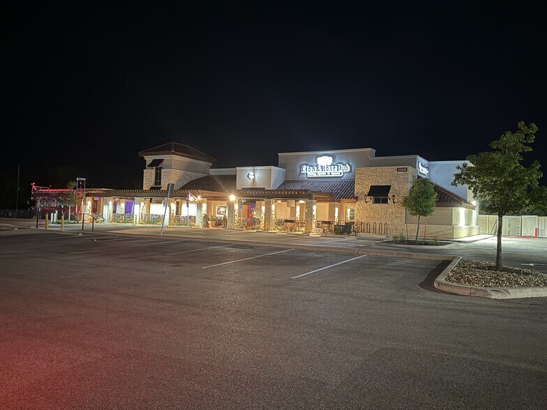 23330 W Interstate 10, San Antonio, TX à vendre - Photo principale – Image 1 sur 12
