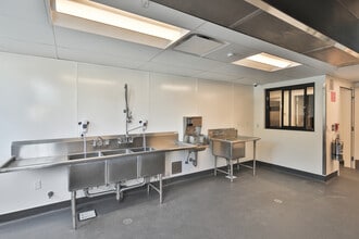 3716 Eagle Rock Blvd, Los Angeles, CA à louer Photo intérieure– Image 2 sur 4