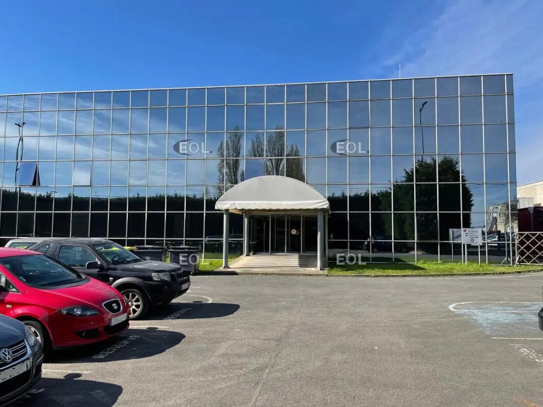 Industriel/Logistique dans Mitry-Mory à louer Photo de l’immeuble– Image 1 sur 9