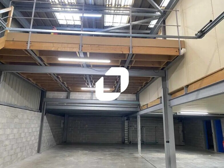 Bureau dans Mérignac à louer - Photo de l’immeuble – Image 3 sur 7