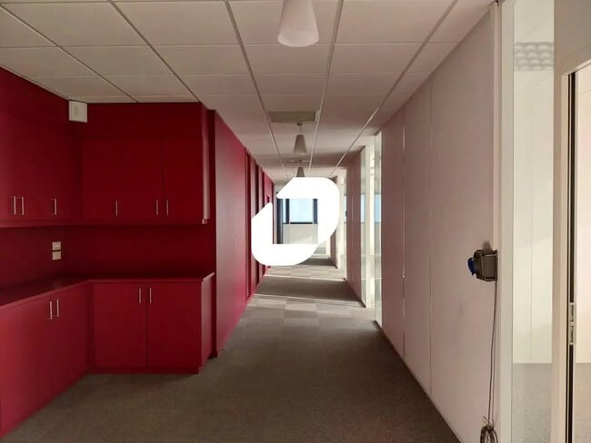 Plus de détails pour Bureau à vendre