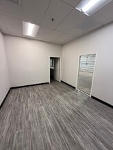 1301-1555 E Jackson St, Phoenix, AZ à louer Photo intérieure– Image 1 sur 3