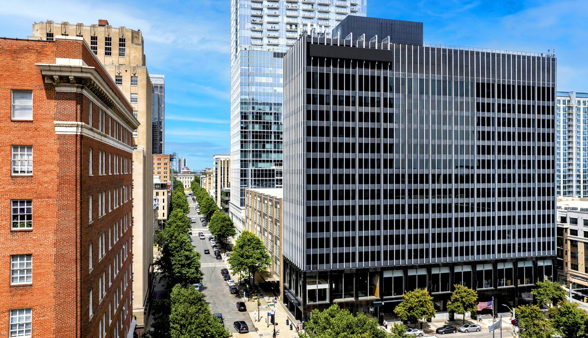 333 Fayetteville St, Raleigh, NC à louer Photo principale– Image 1 sur 18