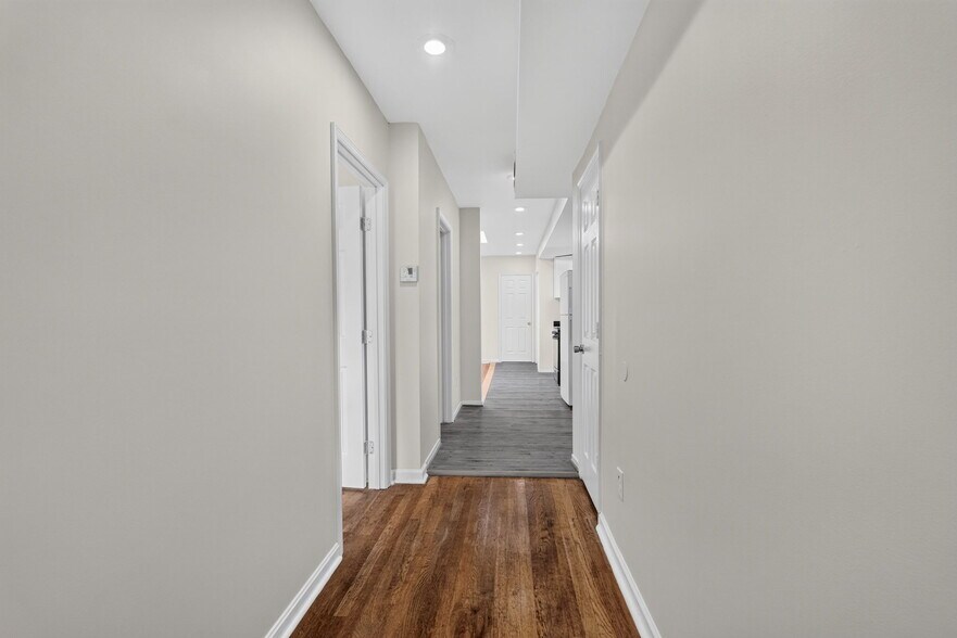 1908 M St NE, Washington, DC à vendre - Photo de l’immeuble – Image 2 sur 23