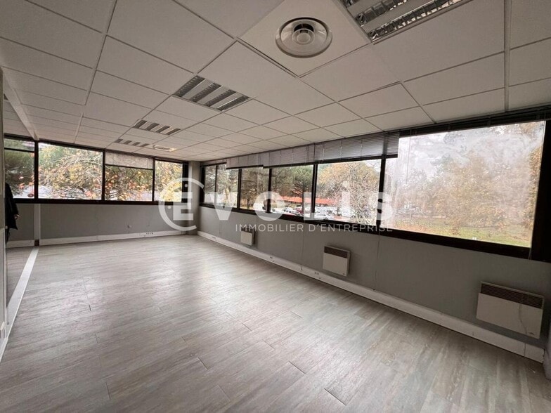 Bureau dans Mérignac à louer - Photo intérieure – Image 2 sur 6