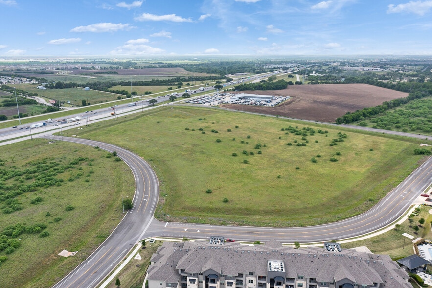 IH-35 And FM 150, Kyle, TX à vendre - Aérien – Image 2 sur 4