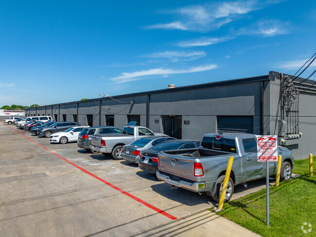 Plus de détails pour 7330 Rampart St, Houston, TX - Local d'activités, Industriel/Logistique à louer