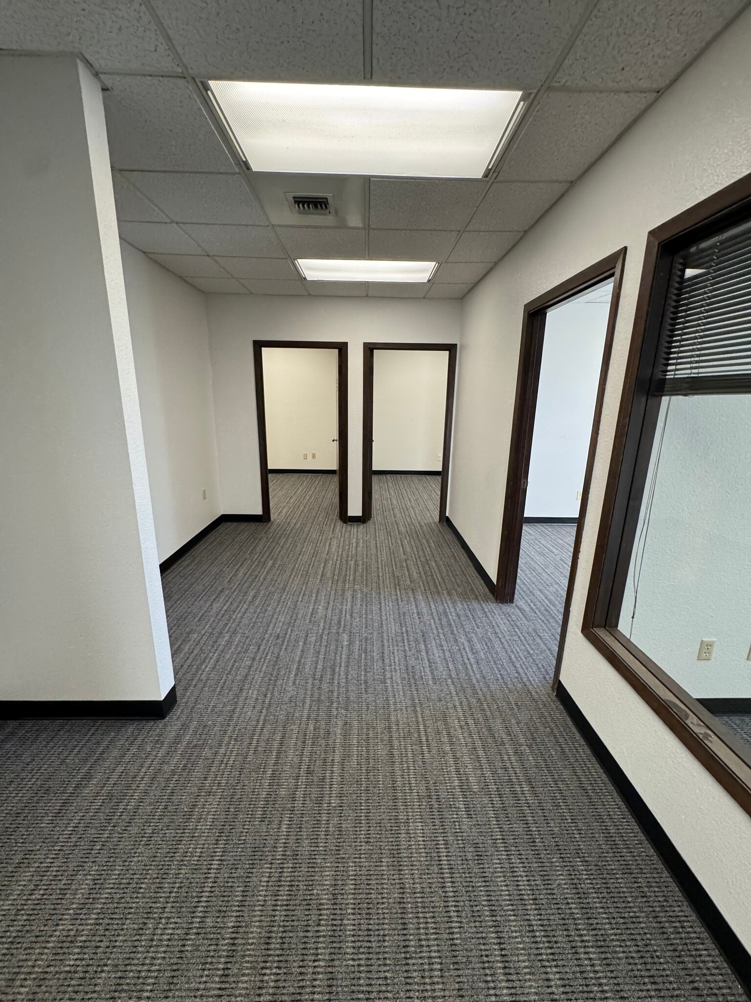 1933-1955 Jadwin Ave, Richland, WA à louer Photo intérieure– Image 1 sur 14