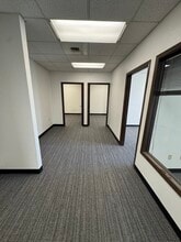 1933-1955 Jadwin Ave, Richland, WA à louer Photo intérieure– Image 1 sur 14