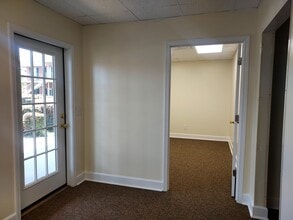 2126 McFarland Blvd E, Tuscaloosa, AL à louer Hall d’entrée– Image 2 sur 10