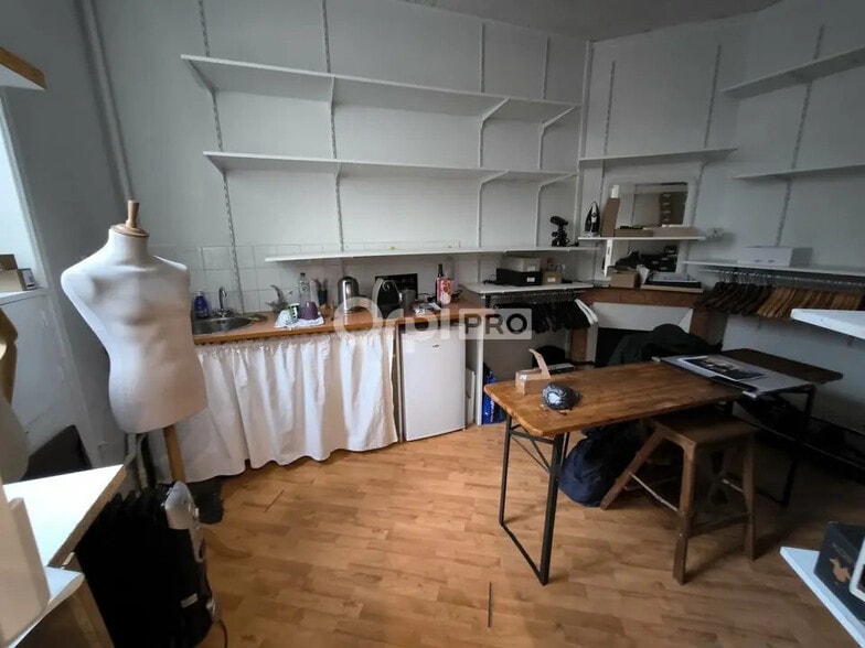 Local commercial dans Brive-la-Gaillarde à louer - Photo de l’immeuble – Image 3 sur 3