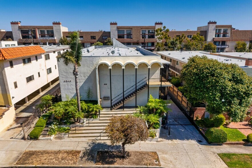 8346 Manitoba St, Playa Del Rey, CA à vendre - Photo de l’immeuble – Image 3 sur 19