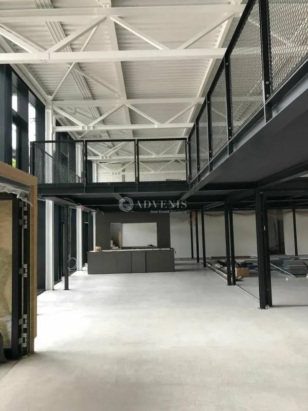 Industriel/Logistique dans à louer Photo intérieure– Image 1 sur 2