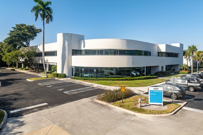 Plus de détails pour 6501 Park of Commerce Blvd NW, Boca Raton, FL - Local d'activités à louer