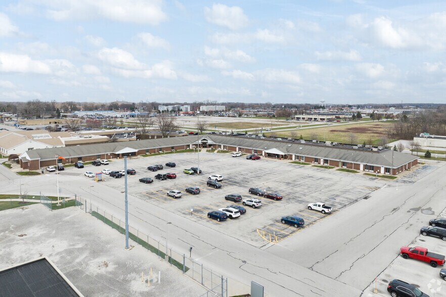 1050 Isaac Streets Dr, Oregon, OH à louer - Aérien – Image 3 sur 5