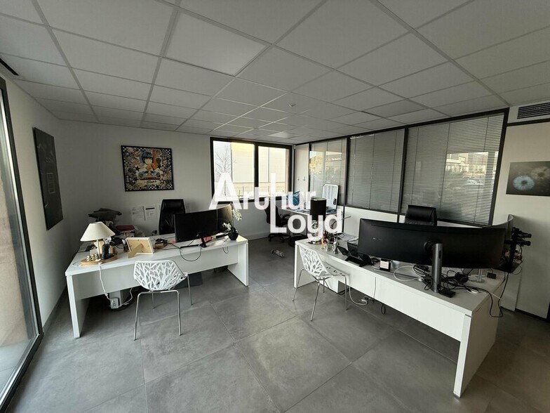 Bureau dans Fréjus à louer - Photo intérieure – Image 2 sur 6