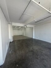 122 E 7th St, Los Angeles, CA à louer Photo intérieure– Image 2 sur 2