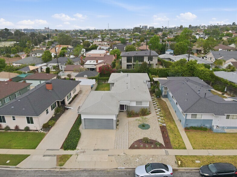 6257 La Tijera Blvd, Los Angeles, CA à vendre - Photo de l’immeuble – Image 1 sur 16