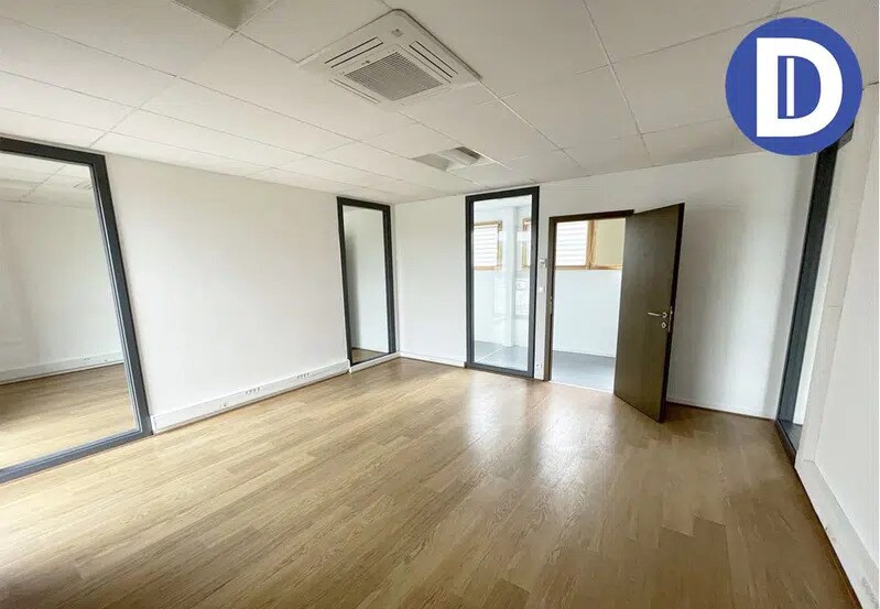Bureau dans NORROY-LE-VENEUR à louer - Photo intérieure – Image 2 sur 2