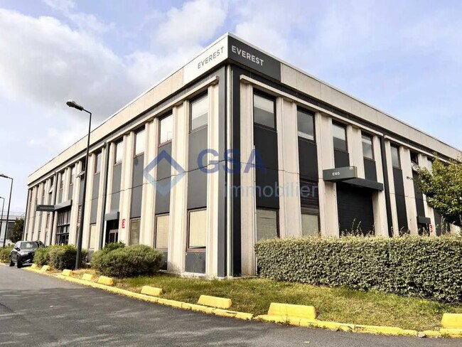 Plus de détails pour Bureau à louer