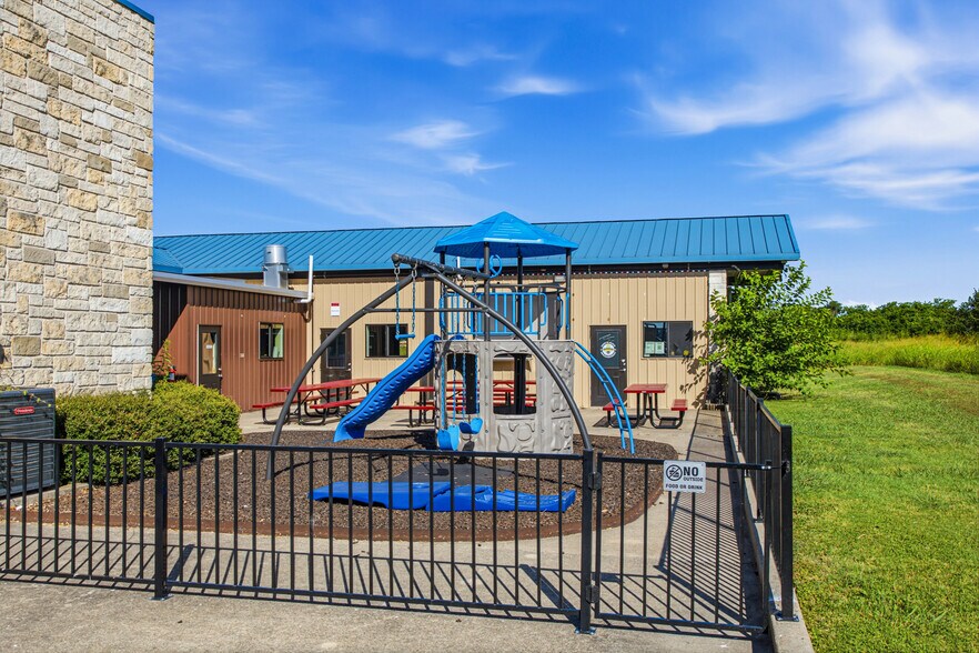 1150 Canyon Creek Dr, Temple, TX à vendre - Photo de l’immeuble – Image 3 sur 11