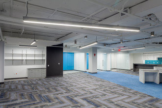 1055 Thomas Jefferson St NW, Washington, DC à louer Photo intérieure– Image 2 sur 5