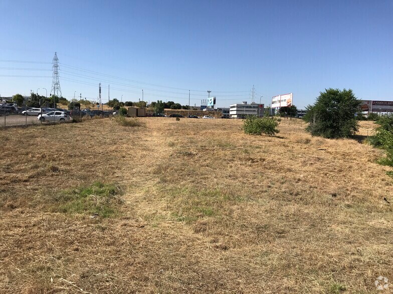 Calle Alpedrete, 6E, Alcorcón, Madrid à vendre - Photo de l’immeuble – Image 2 sur 2
