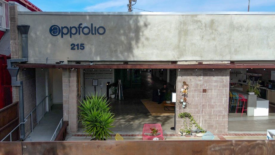 215 Rose Ave, Venice, CA à louer - Photo de l’immeuble – Image 3 sur 14