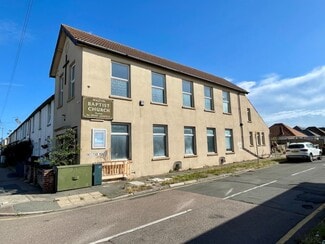 Plus de détails pour 86 Hall Lane, Walton On The Naze - Spécialisé à vendre