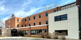 Plus de détails pour 2408 W Heading Ave, West Peoria, IL - Santé à vendre