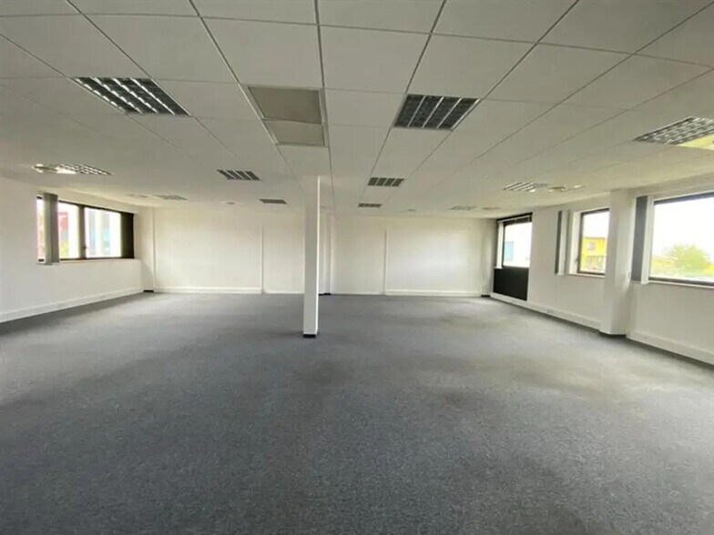 Bureau dans Dijon à louer - Photo intérieure – Image 3 sur 9