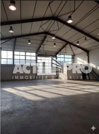 Plus de détails pour Industriel/Logistique à vendre