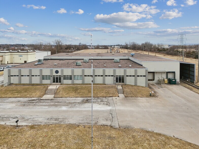 3355 Agency St, Burlington, IA à louer - Photo de l’immeuble – Image 2 sur 8