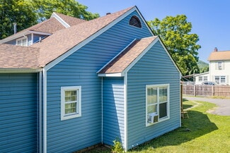 Plus de détails pour 100 1/2 Kingston Ave, Port Jervis, NY - Logement à vendre