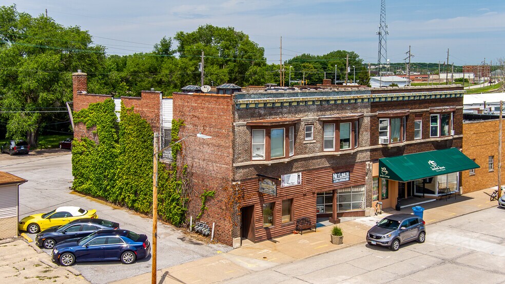 609-615 15TH Avenue, East Moline, IL à vendre - Photo de l’immeuble – Image 3 sur 28