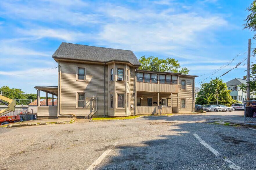 99R Providence St, Hyde Park, MA à vendre - Photo de l’immeuble – Image 2 sur 13