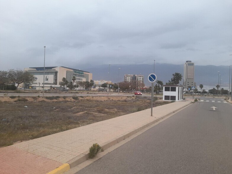 Terrain dans El Ejido, Almería à vendre - Photo de l’immeuble – Image 2 sur 8