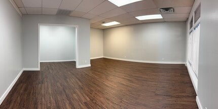 556 W Bedford Euless Rd, Hurst, TX à louer Photo intérieure– Image 2 sur 9