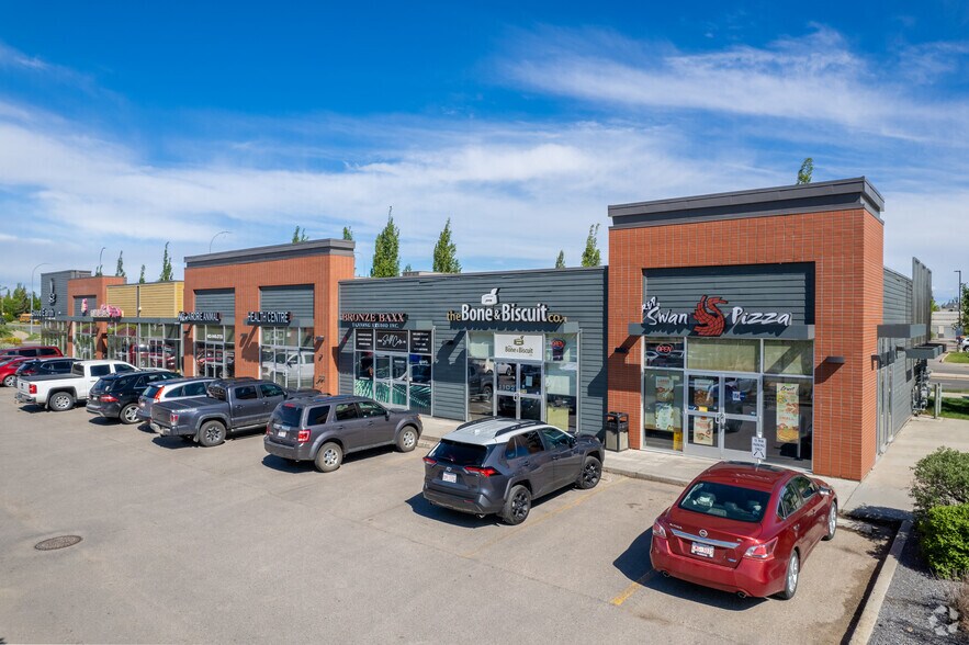 124 8 St SW, Airdrie, AB à louer - Photo de l’immeuble – Image 1 sur 5