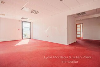 Plus de détails pour Bureau à louer