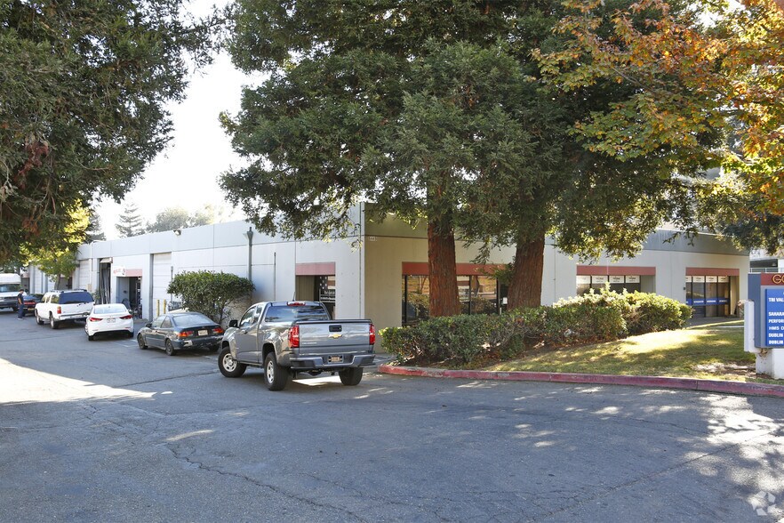 6401-6451 Golden Gate Dr, Dublin, CA à louer - Photo principale – Image 1 sur 5